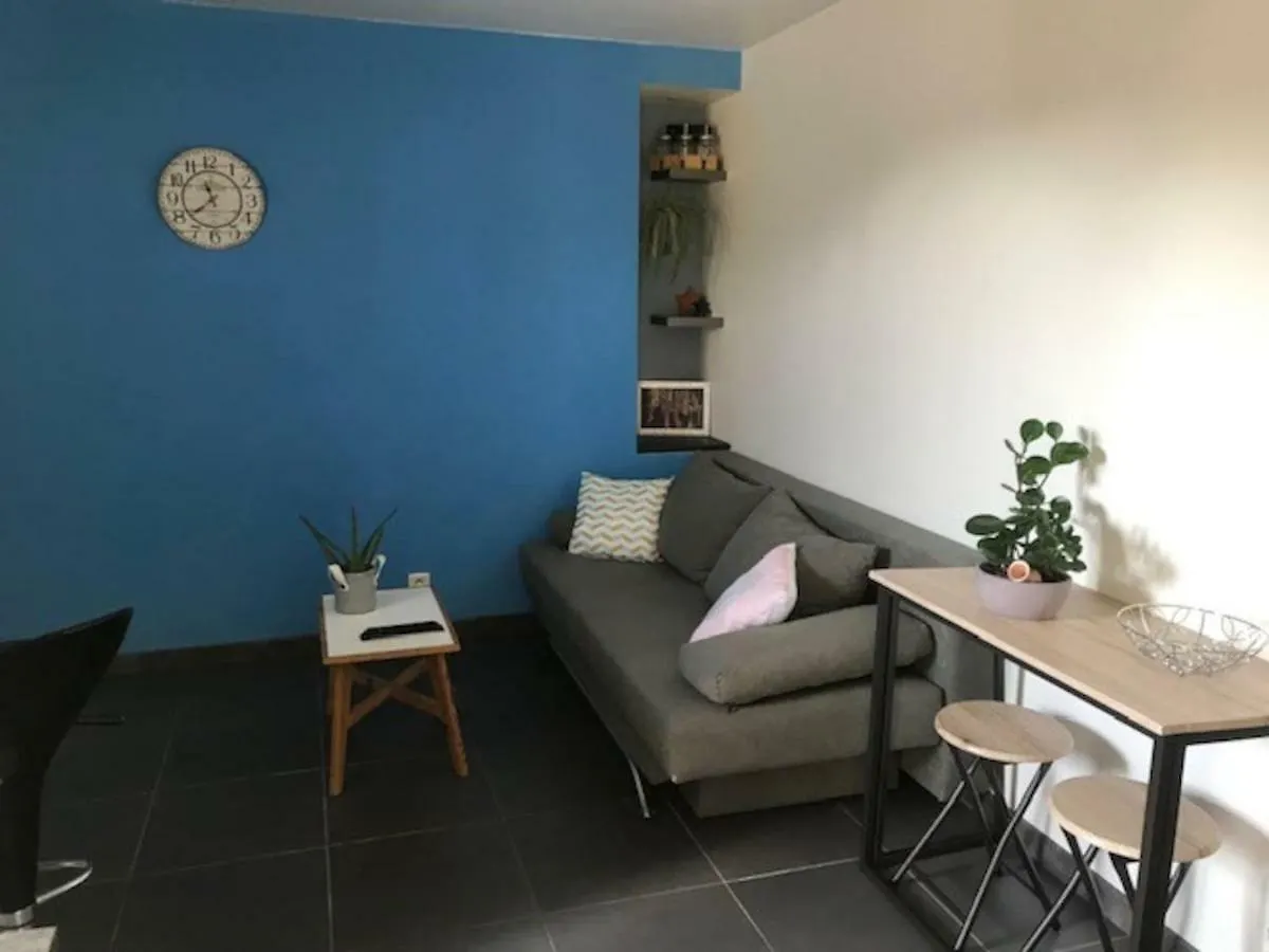 Appartement Moderne Tout Equipe Лорьян